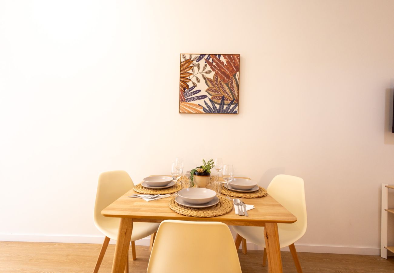 Appartamento a Valencia / València - Maritim Studios II | 4 Viajeros | AC-WIFI | Near Beach