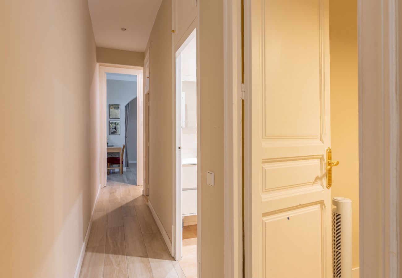 Appartement in Barcelona - CALABRIA, piso amplio ideal familias o grupos en Eixample, Barcelona centro