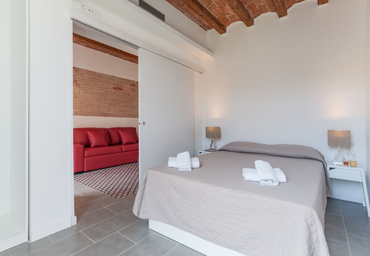 Appartement in Barcelona - Family DELUXE amplio piso con terraza y piscina en Barcelona centro