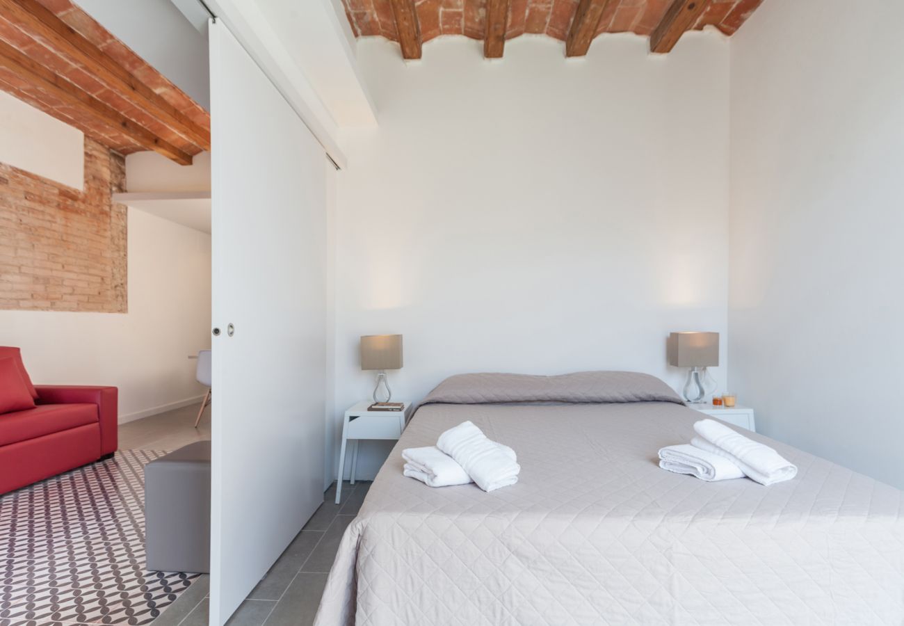 Appartement in Barcelona - Family DELUXE amplio piso con terraza y piscina en Barcelona centro