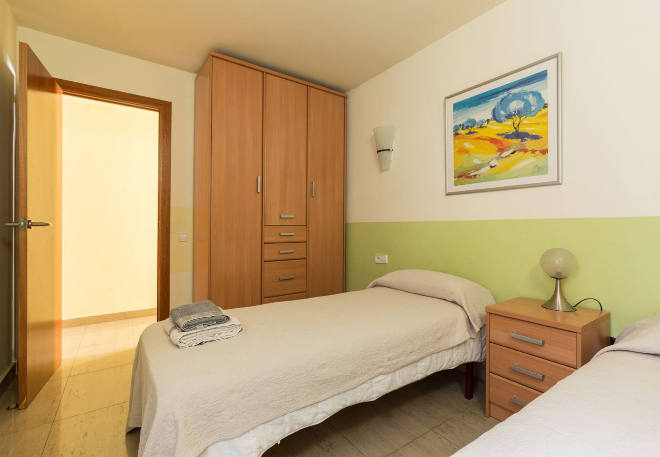 Appartement in Barcelona - MARQUES, moderno piso renovado de 4 dormitorios en alquiler por días en Barcelona centro, Eixample, Sant Antoni.