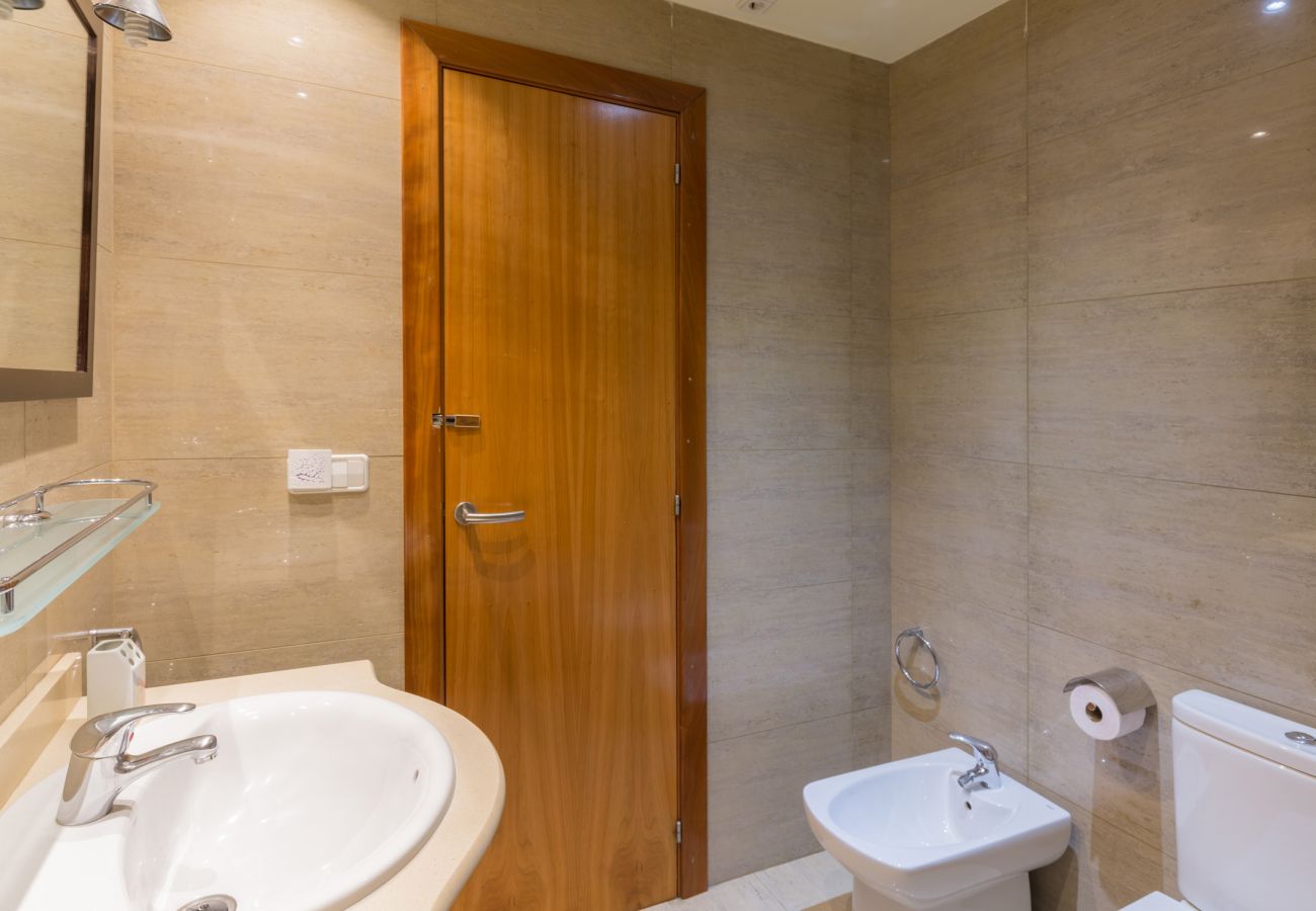 Appartement in Barcelona - MARQUES, moderno piso renovado de 4 dormitorios en alquiler por días en Barcelona centro, Eixample, Sant Antoni.