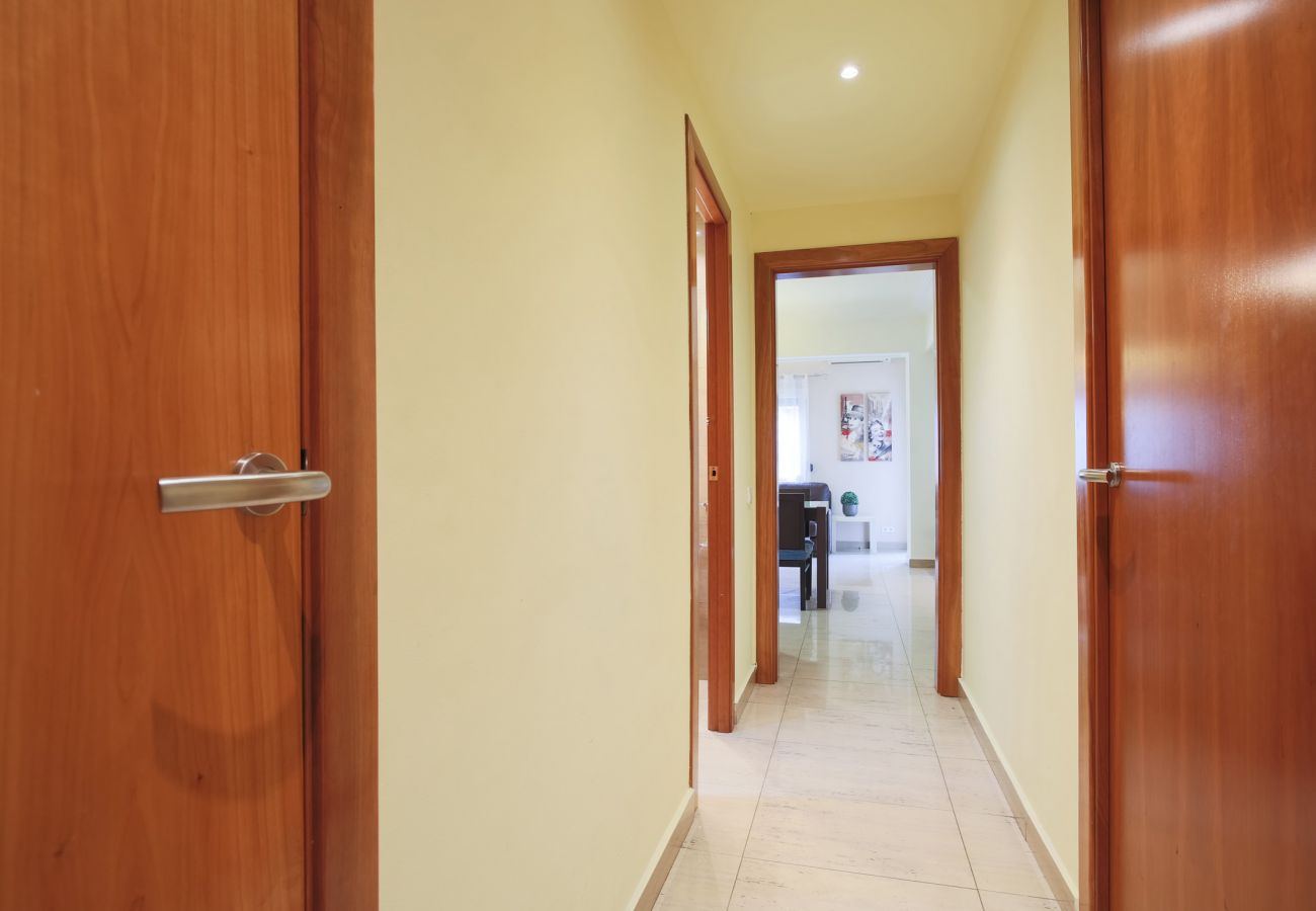Appartement in Barcelona - MARQUES, moderno piso renovado de 4 dormitorios en alquiler por días en Barcelona centro, Eixample, Sant Antoni.