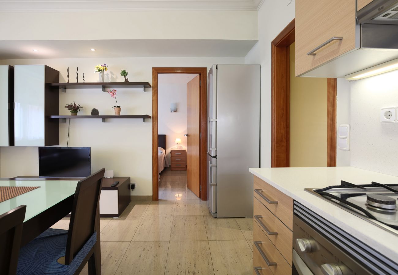 Appartement in Barcelona - MARQUES, moderno piso renovado de 4 dormitorios en alquiler por días en Barcelona centro, Eixample, Sant Antoni.