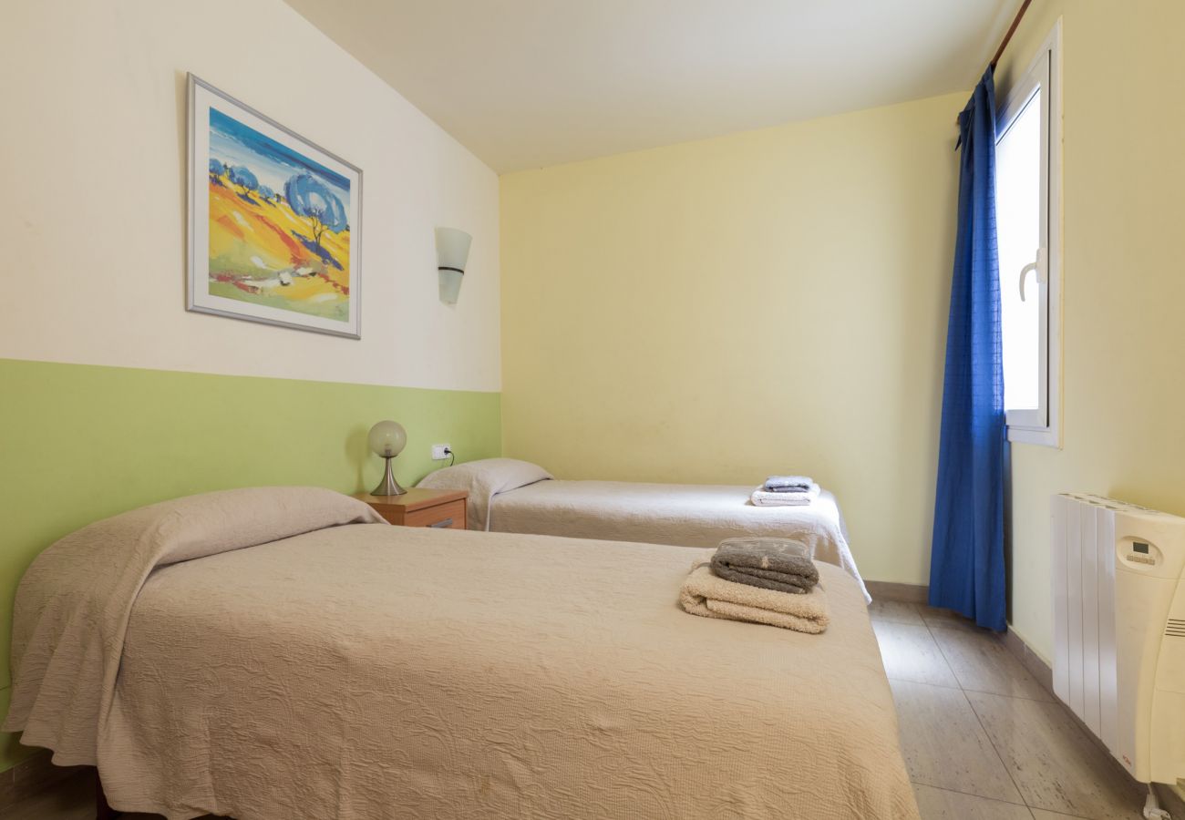 Appartement in Barcelona - MARQUES, moderno piso renovado de 4 dormitorios en alquiler por días en Barcelona centro, Eixample, Sant Antoni.