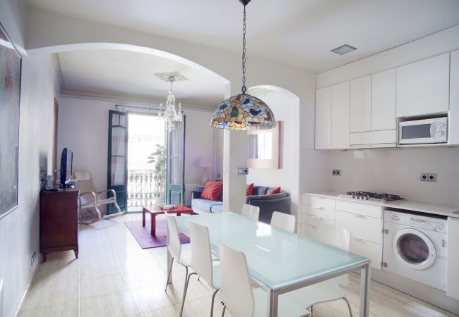 Appartement in Barcelona - VILADOMAT, piso amplio, luminoso, tranquilo en Eixample, Barcelona centro.