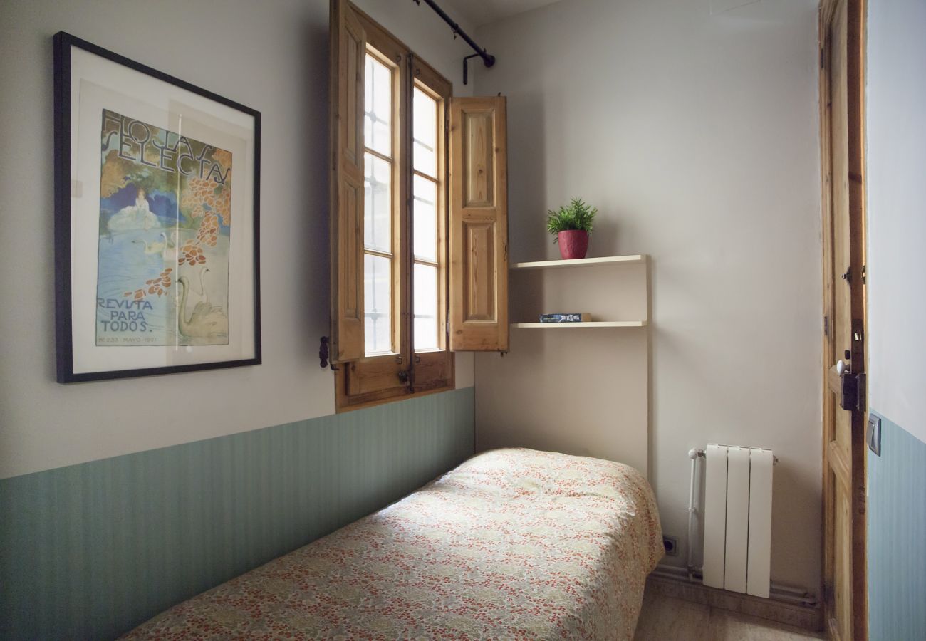 Appartement in Barcelona - VILADOMAT, piso amplio, luminoso, tranquilo en Eixample, Barcelona centro.