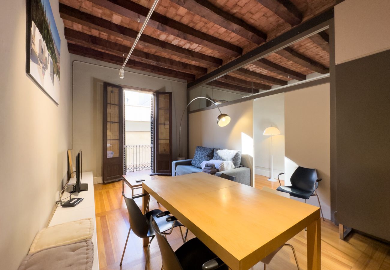 Appartement in Barcelona - GRACIA DREAM, piso turístico  restaurado de diseño en Gràcia, Barcelona centro