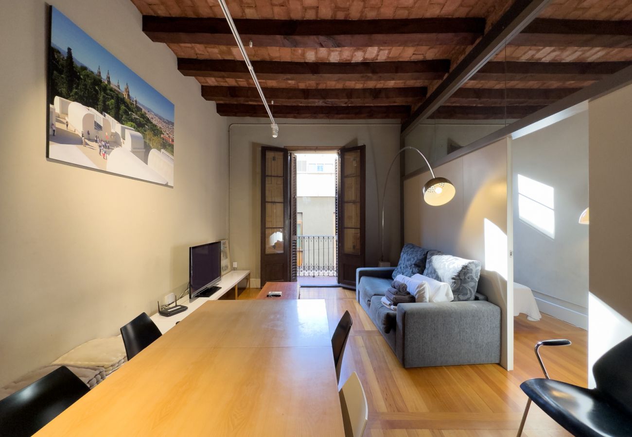Appartement in Barcelona - GRACIA DREAM, piso turístico  restaurado de diseño en Gràcia, Barcelona centro
