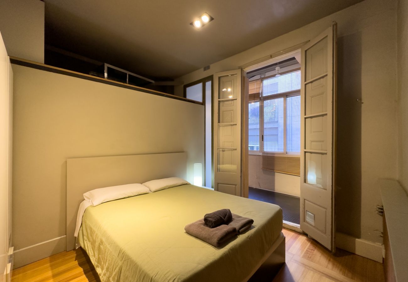 Appartement in Barcelona - GRACIA DREAM, piso turístico  restaurado de diseño en Gràcia, Barcelona centro