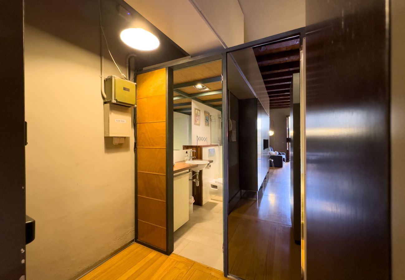 Appartement in Barcelona - GRACIA DREAM, piso turístico  restaurado de diseño en Gràcia, Barcelona centro