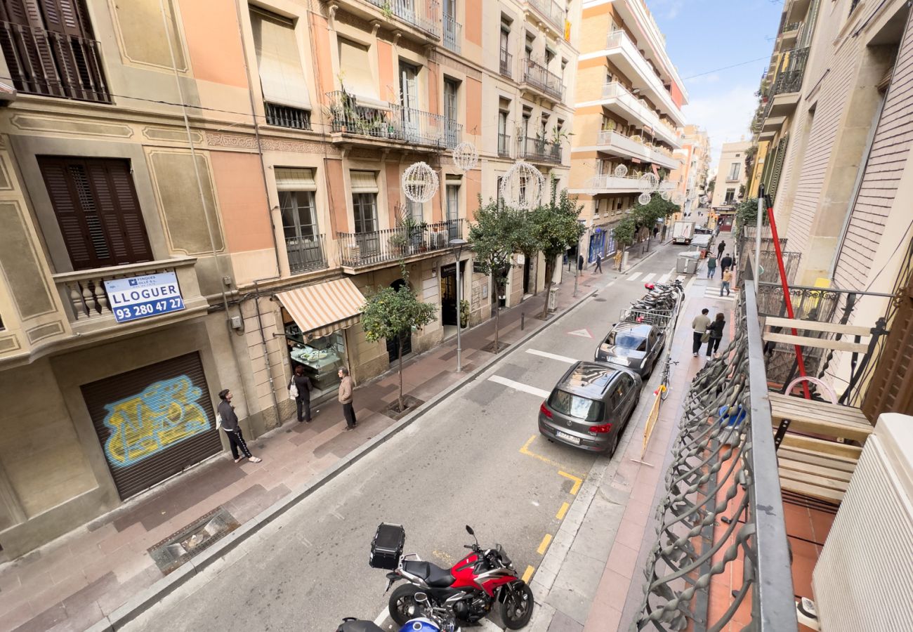 Appartement in Barcelona - GRACIA BONAVISTA, piso en alquiler reformado y equipado en Barcelona centro