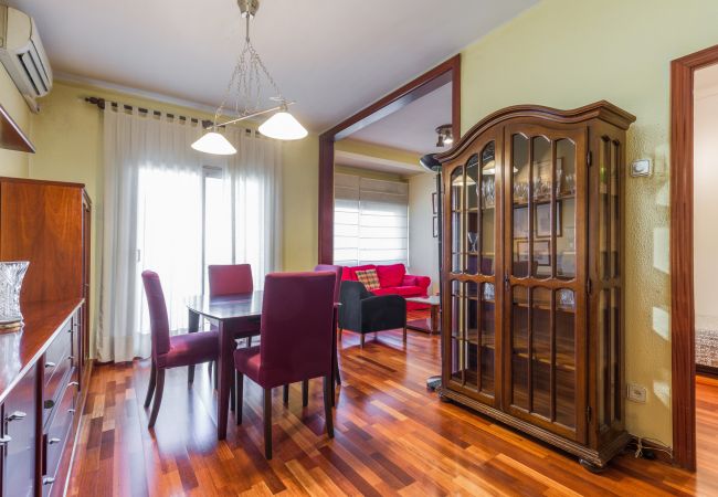 Appartement in Barcelona - PORT, piso turístico en alquiler luminoso, tranquilo, bonitas vistas de Barcelona.