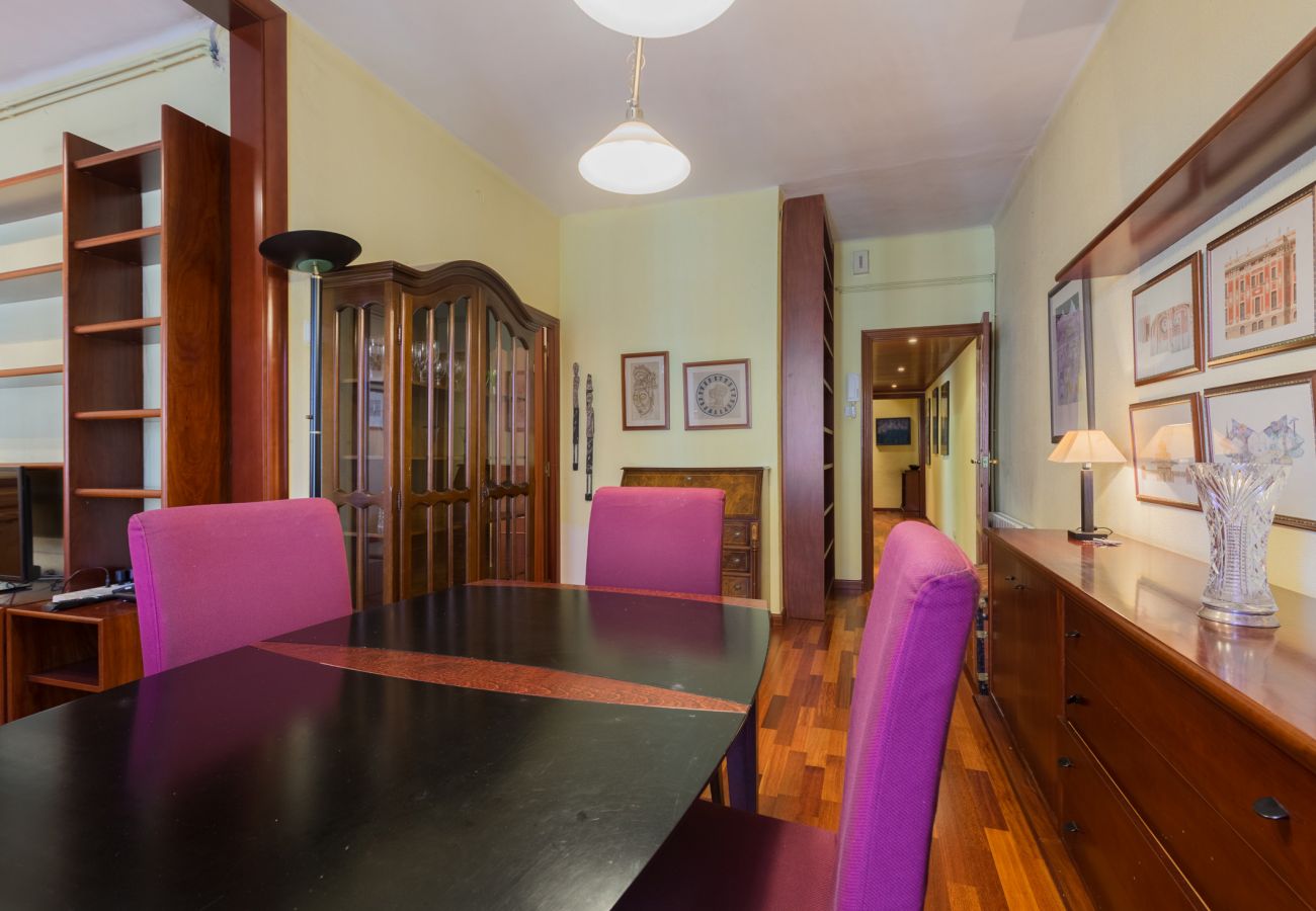 Appartement in Barcelona - PORT, piso turístico en alquiler luminoso, tranquilo, bonitas vistas de Barcelona.