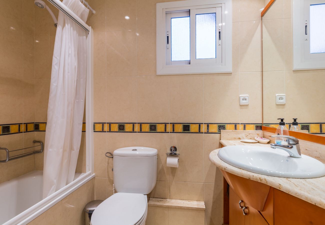 Appartement in Barcelona - PORT, piso turístico en alquiler luminoso, tranquilo, bonitas vistas de Barcelona.