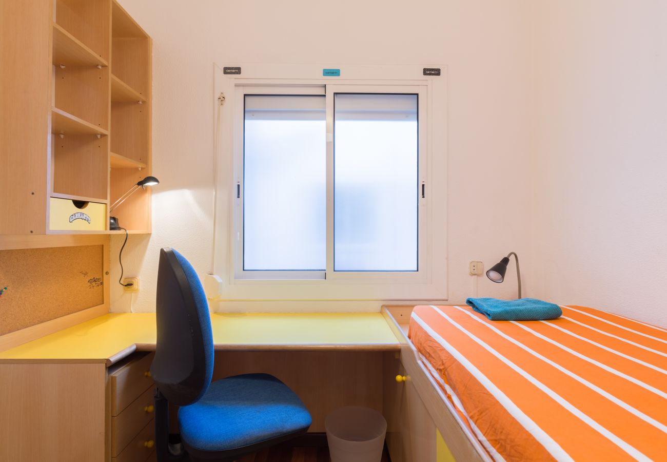 Appartement in Barcelona - PORT, piso turístico en alquiler luminoso, tranquilo, bonitas vistas de Barcelona.