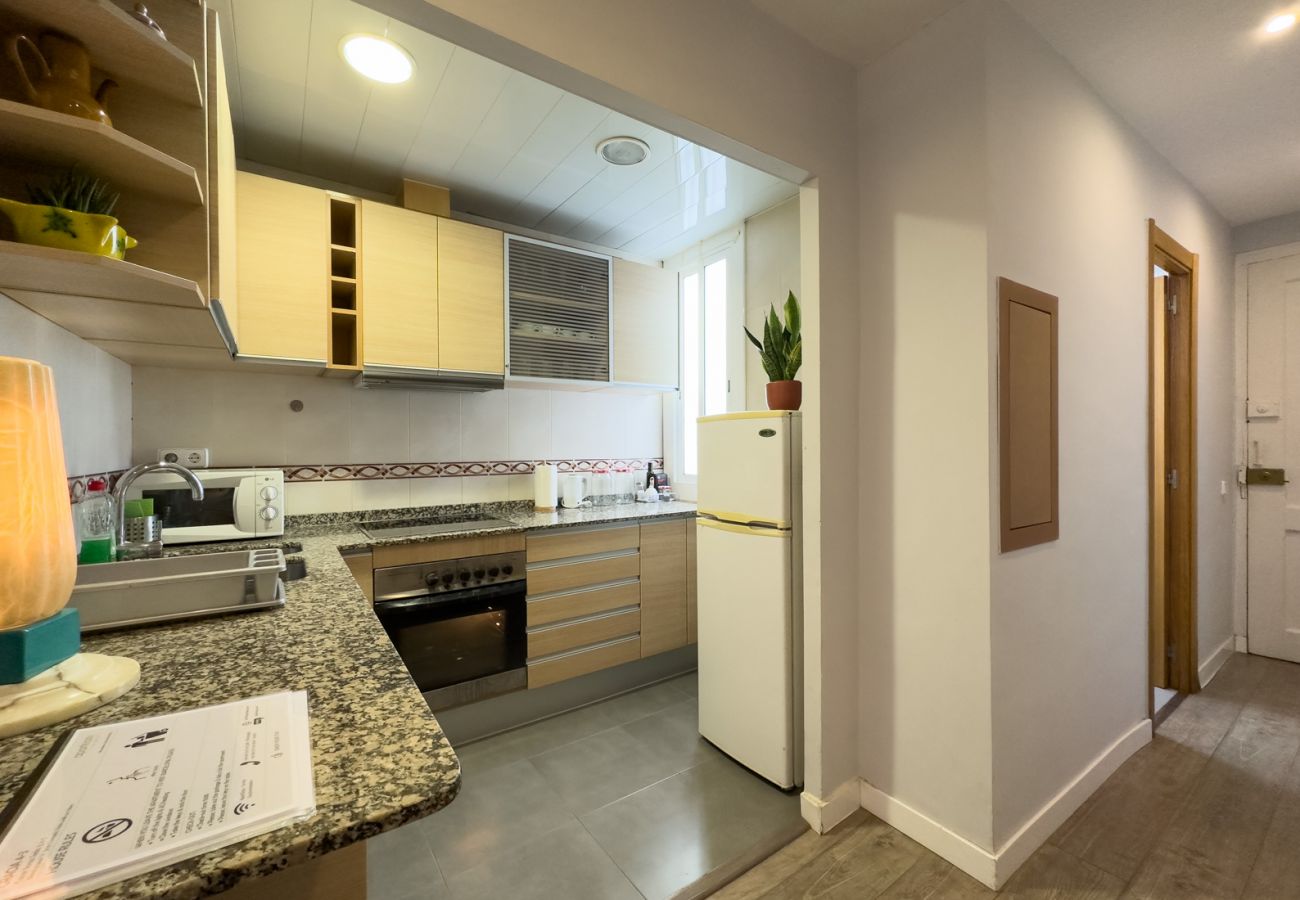 Appartement in Barcelona - Estudio en alquiler luminoso, tranquilo y muy bien situado en Gracia, Barcelona centro