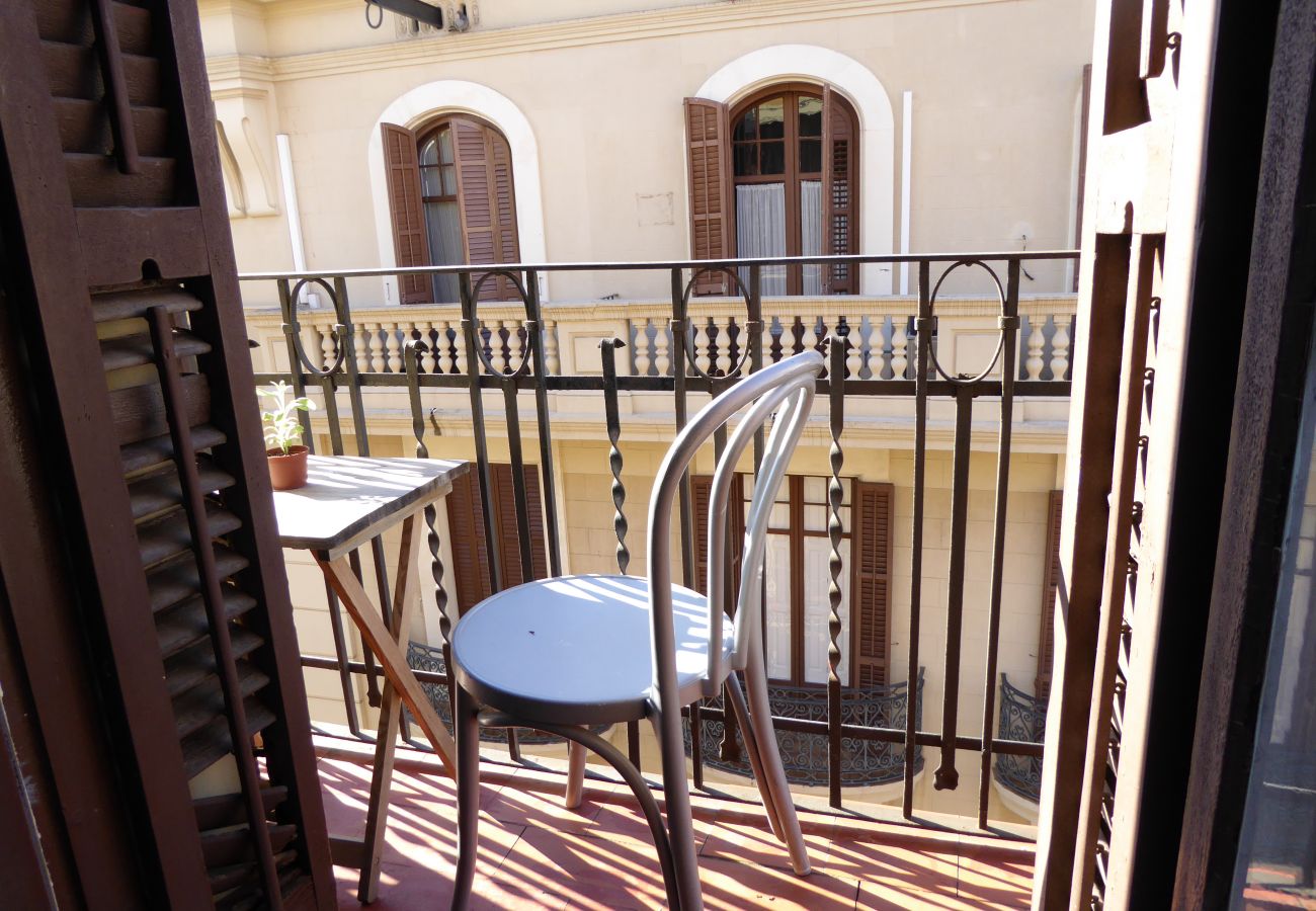 Appartement in Barcelona - Piso con encanto, restaurado y equipado, muy bonito y luminoso en Barcelona centro, Gracia