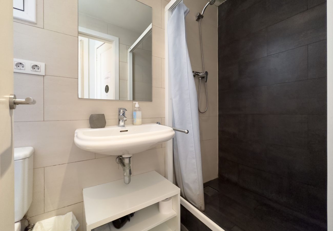 Appartement in Barcelona - Piso con encanto, restaurado y equipado, muy bonito y luminoso en Barcelona centro, Gracia