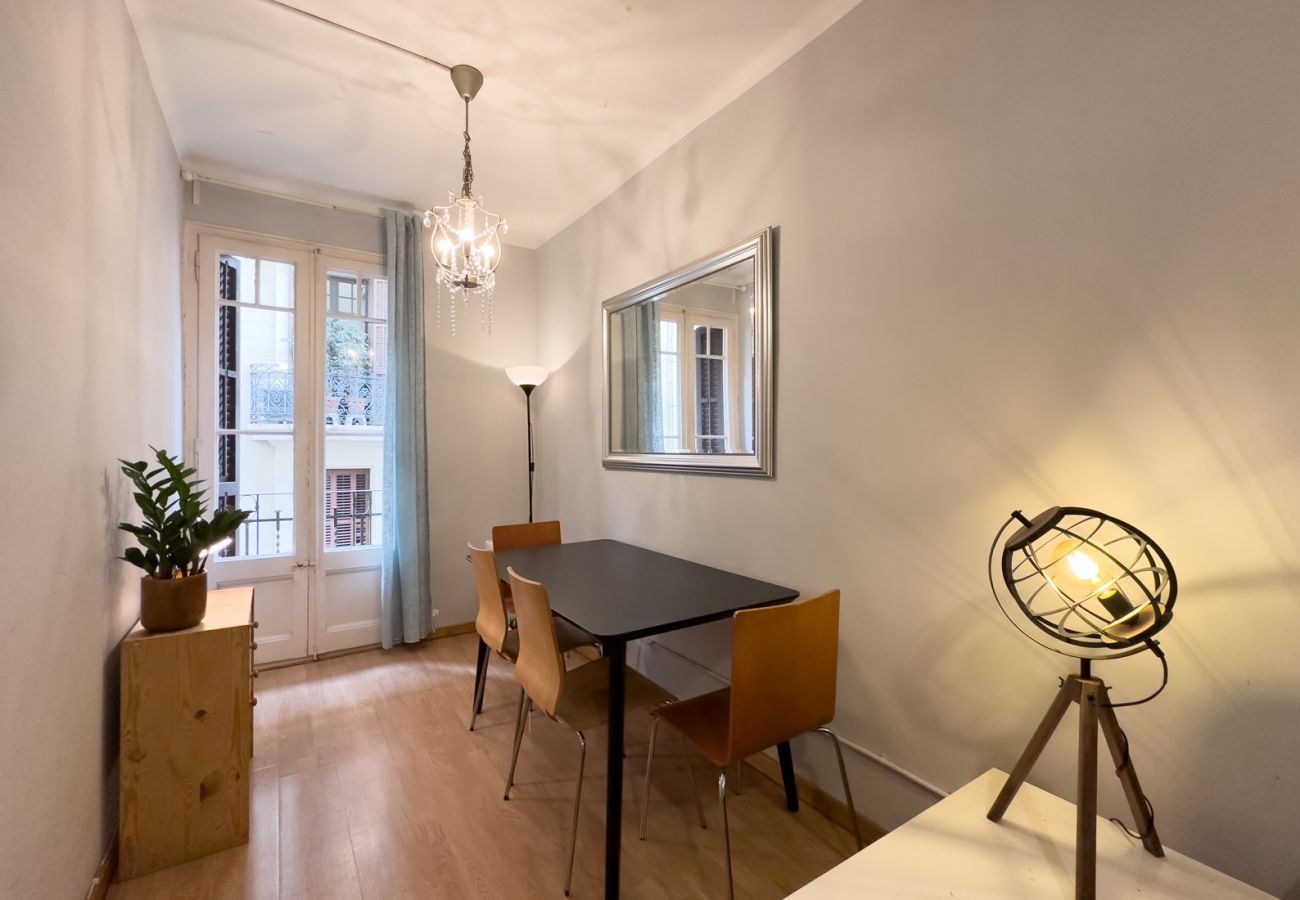 Appartement in Barcelona - Apartamento bonito con balcón en alquiler por días en Barcelona centro, Gracia