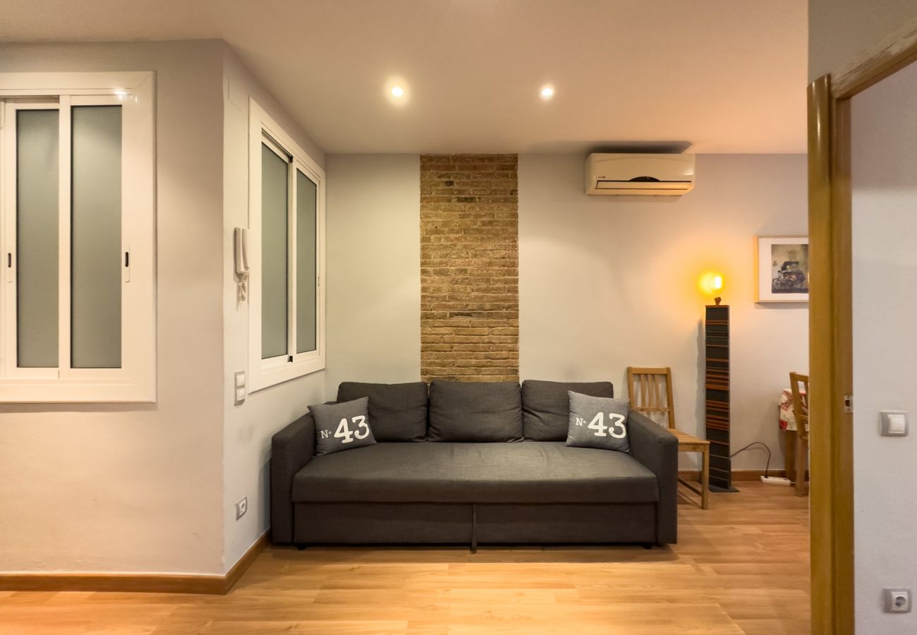 Appartement in Barcelona - Piso con patio terraza privada en alquiler en Barcelona centro, Gracia