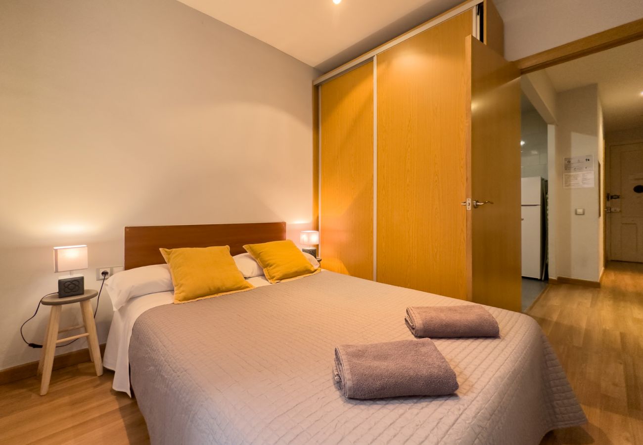 Appartement in Barcelona - Piso con patio terraza privada en alquiler en Barcelona centro, Gracia