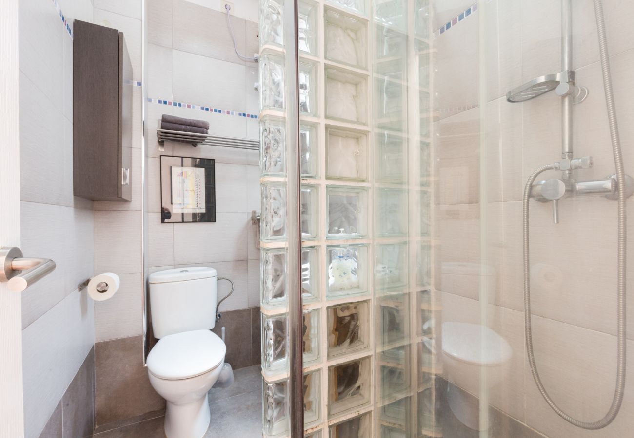 Appartement in Barcelona - GRACIA SANT AGUSTÍ piso de 3 dormitorios en alquiler por días en Barcelona centro, Gracia