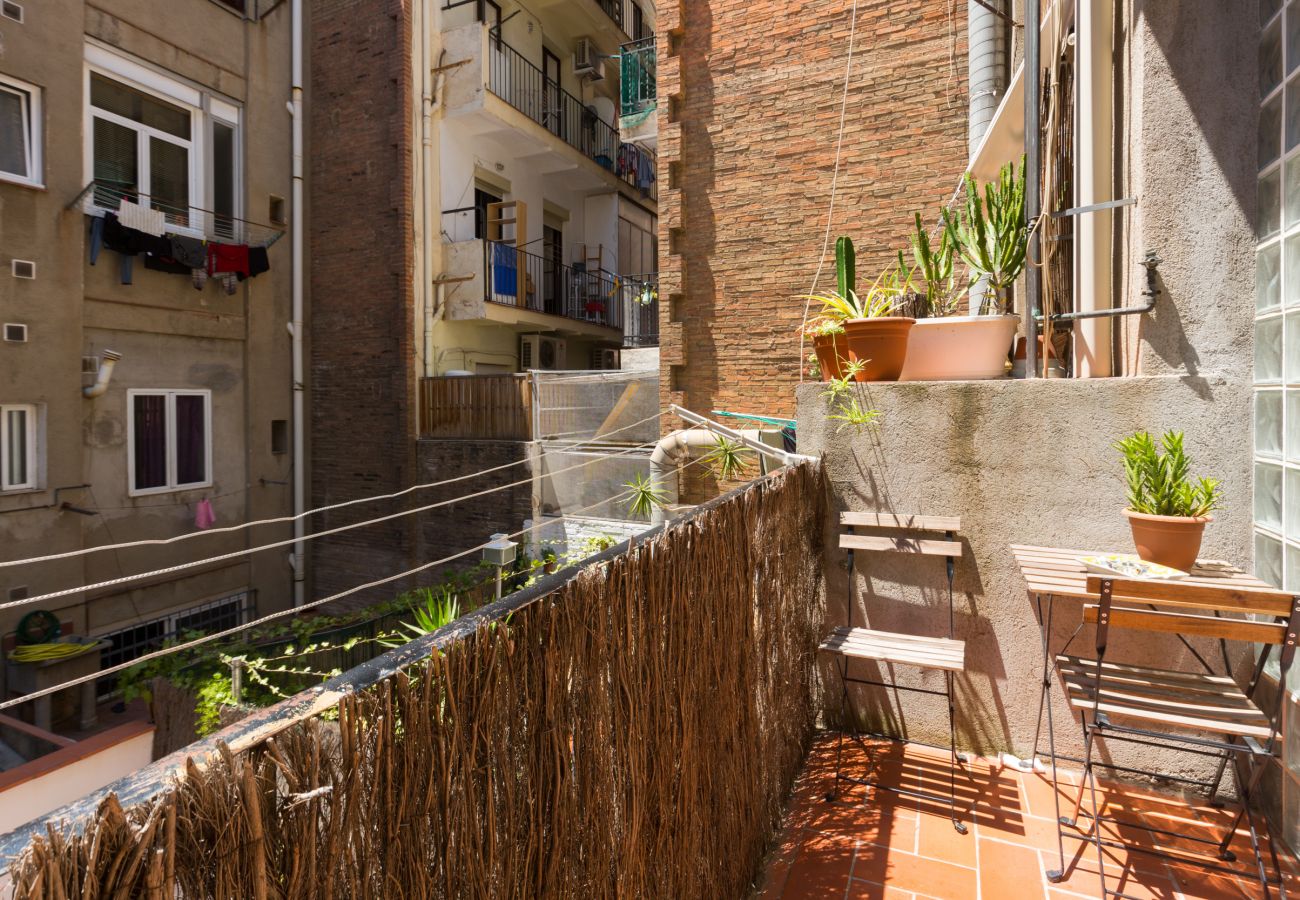 Appartement in Barcelona - GRACIA SANT AGUSTÍ piso de 3 dormitorios en alquiler por días en Barcelona centro, Gracia