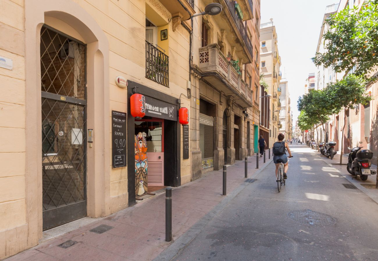Appartement in Barcelona - GRACIA SANT AGUSTÍ piso de 3 dormitorios en alquiler por días en Barcelona centro, Gracia