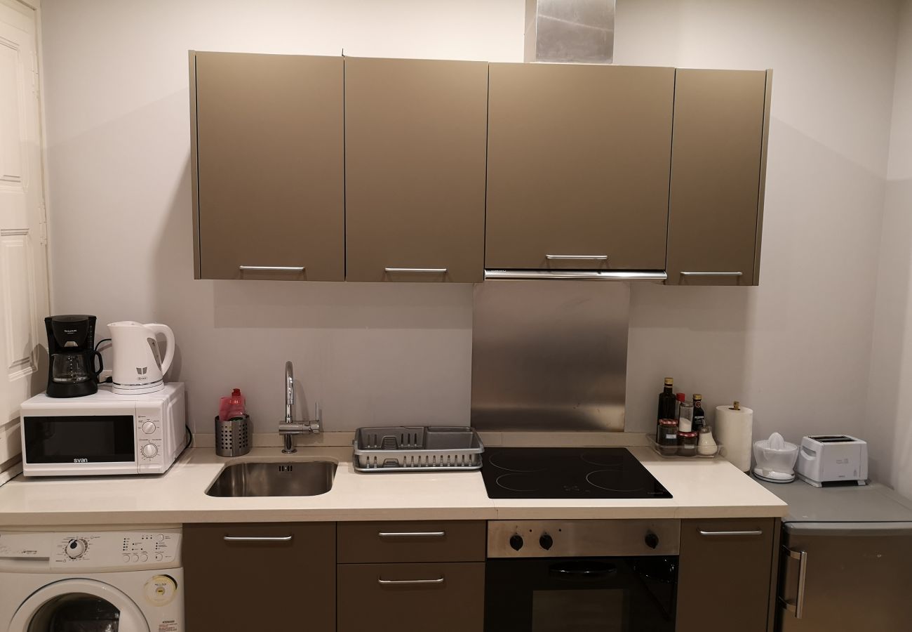 Appartement in Barcelona - Piso renovado con encanto en alquiler vacacional en Barcelona centro, Gracia