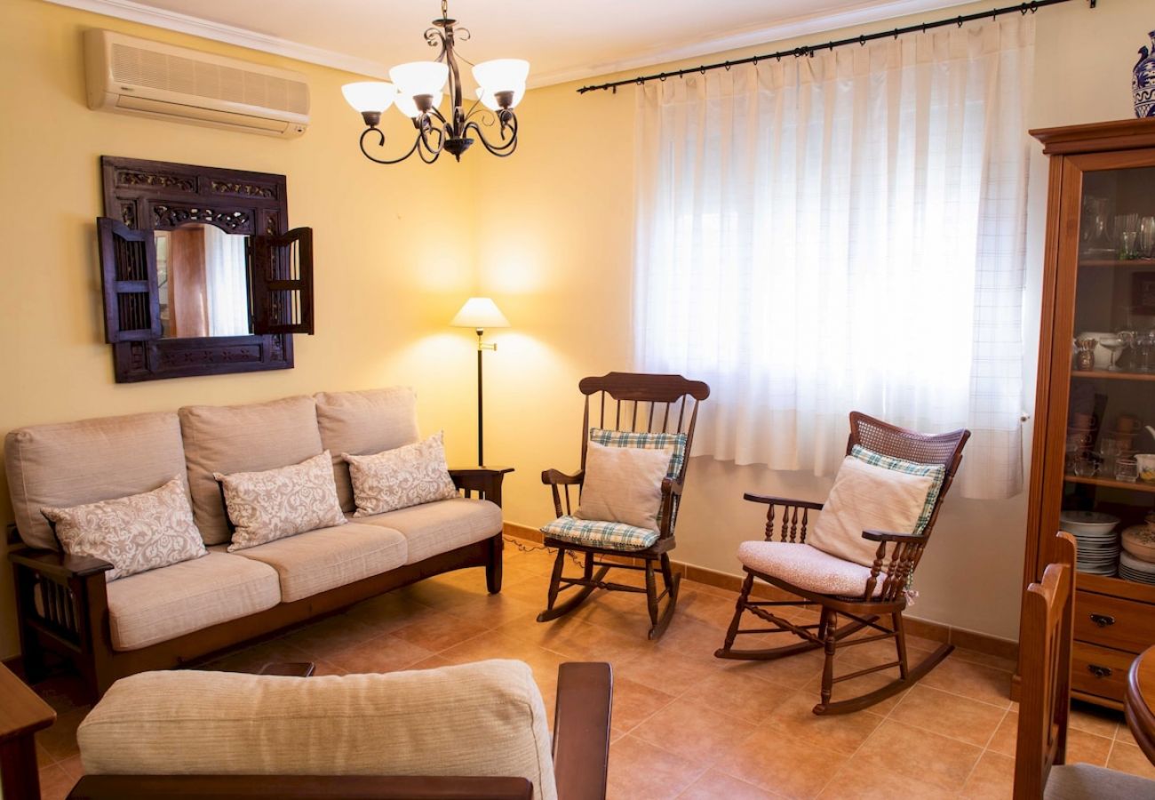 Chalet in L´Eliana - Villa Citrus Garden | 5 Huéspedes | Piscina & BBQ