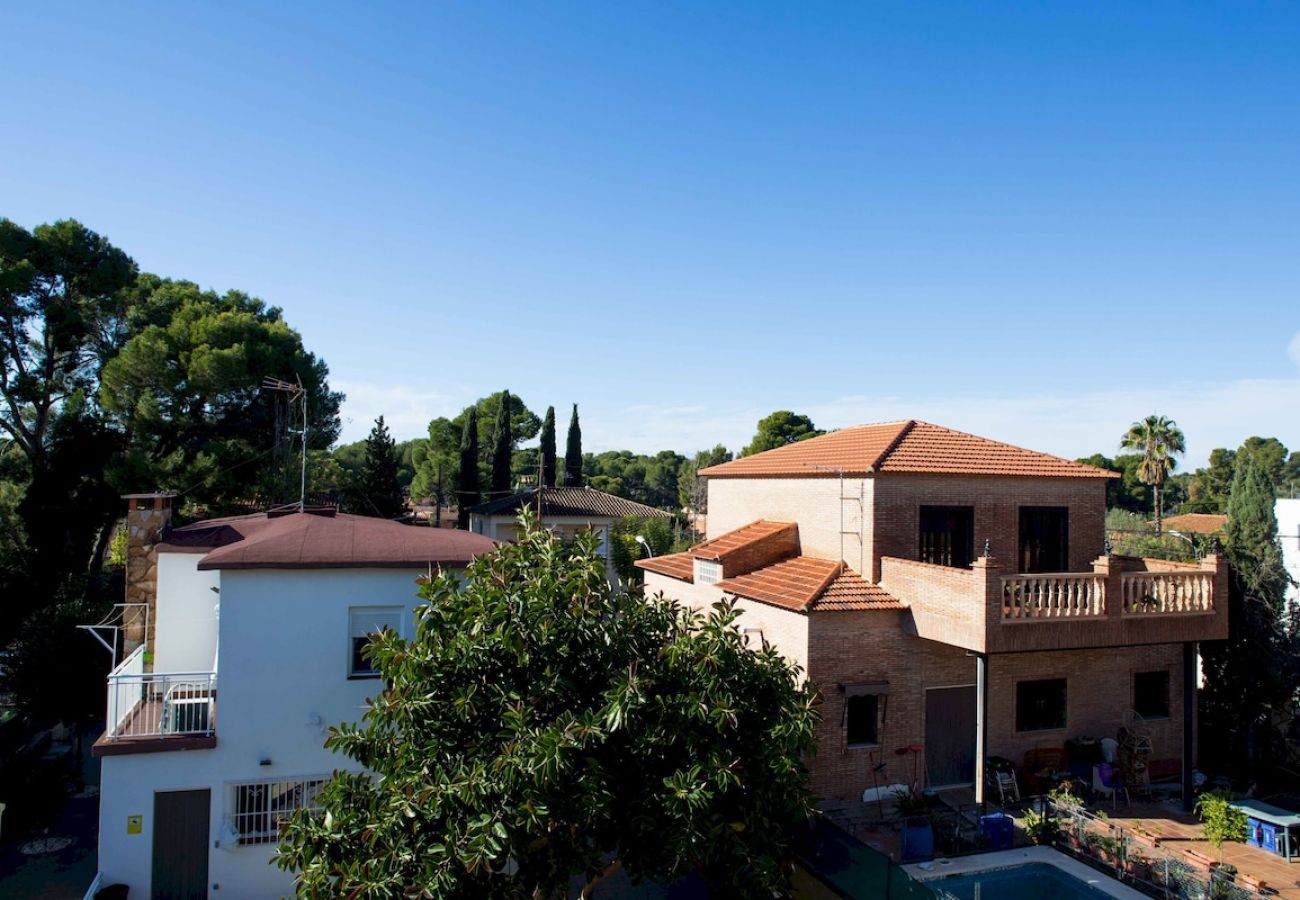 Chalet in L´Eliana - Villa Citrus Garden | 5 Huéspedes | Piscina & BBQ