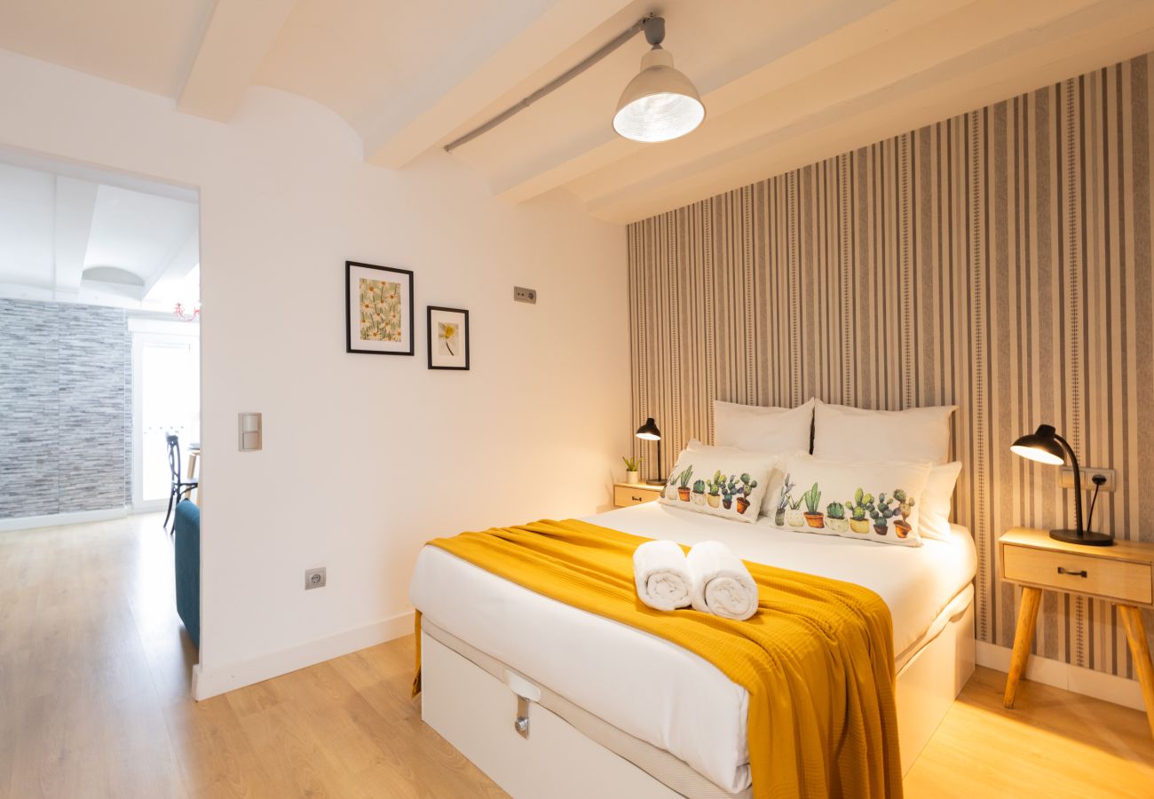 Appartement in Valencia - Apartamento en Ruzafa | 4 Viajeros | 5 min Centro