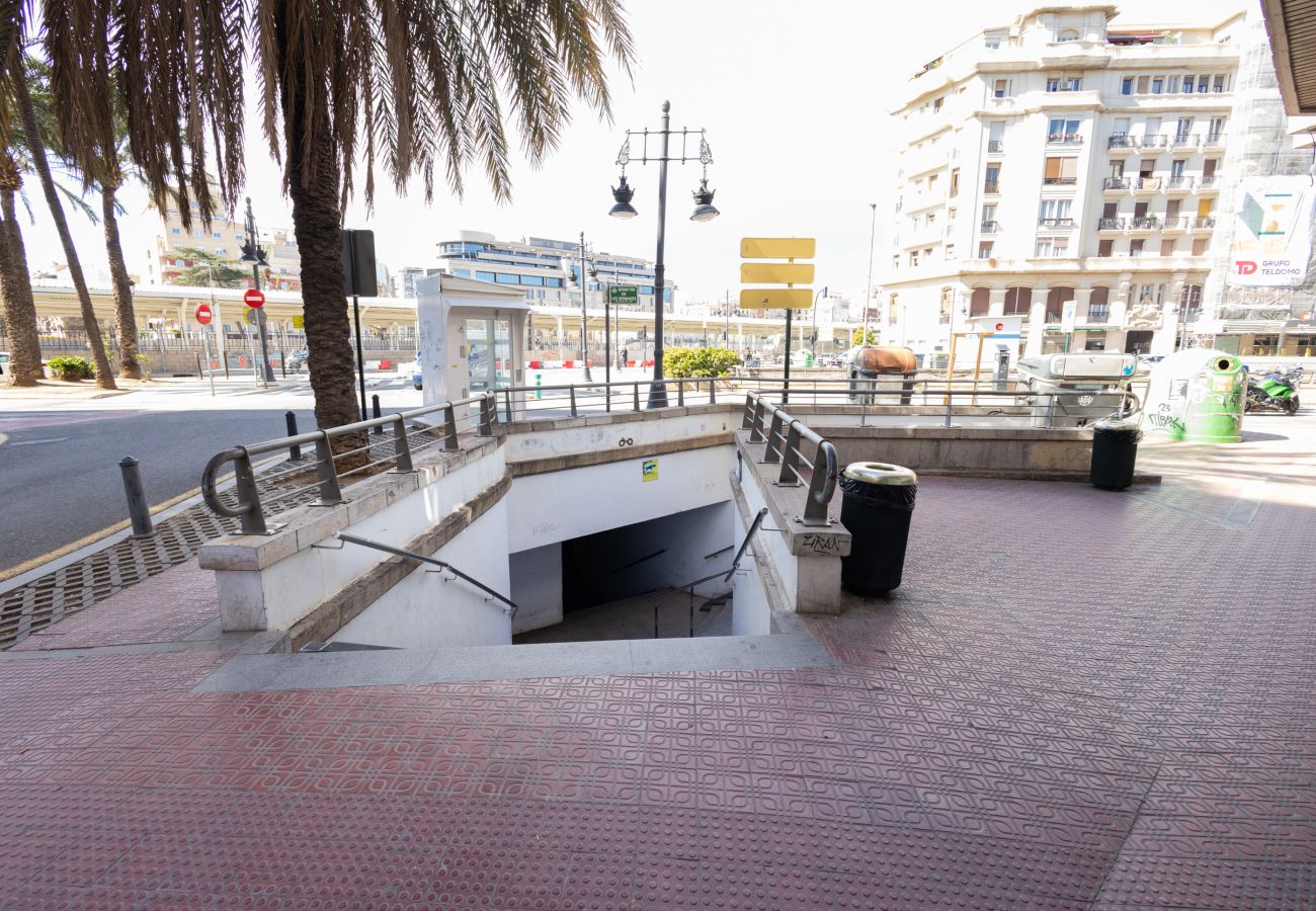 Appartement in Valencia - Apartamento en Ruzafa | 4 Viajeros | 5 min Centro