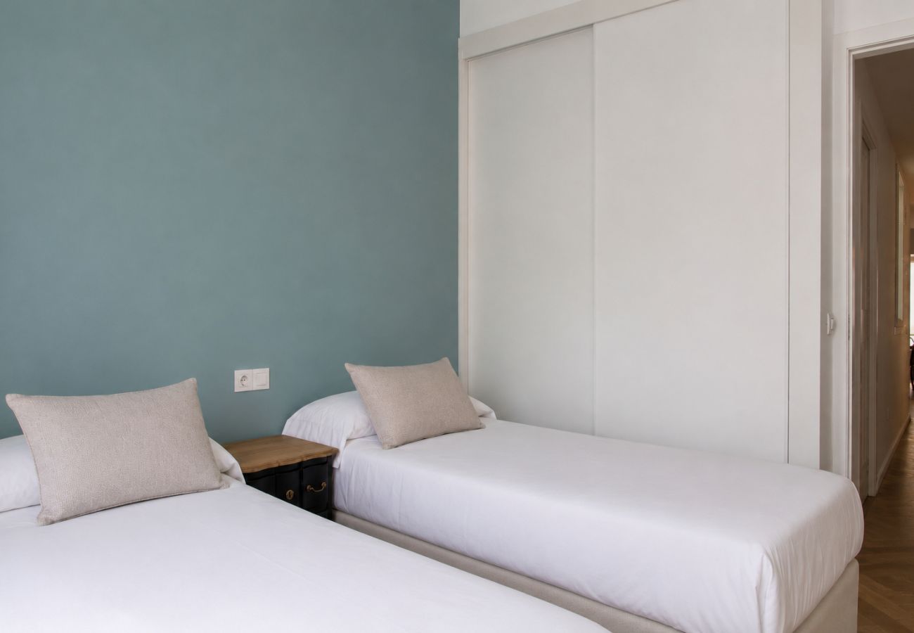Appartement in Valencia - Luxury Stay | 4 Personas | Balcón | Centro Ciudad