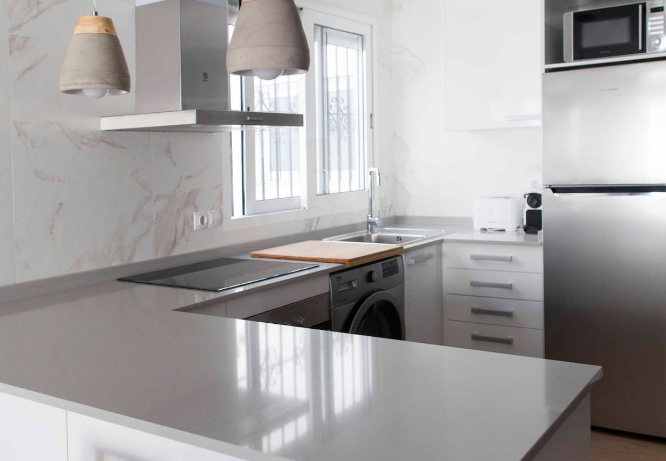 Appartement in Valencia - Old Town Quart Towers Stay II | AC & WiFi | 4 Viajeros
