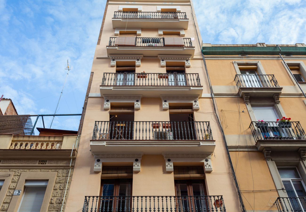 Appartement in Barcelona - TURO PARK, precioso apartamento con balcón