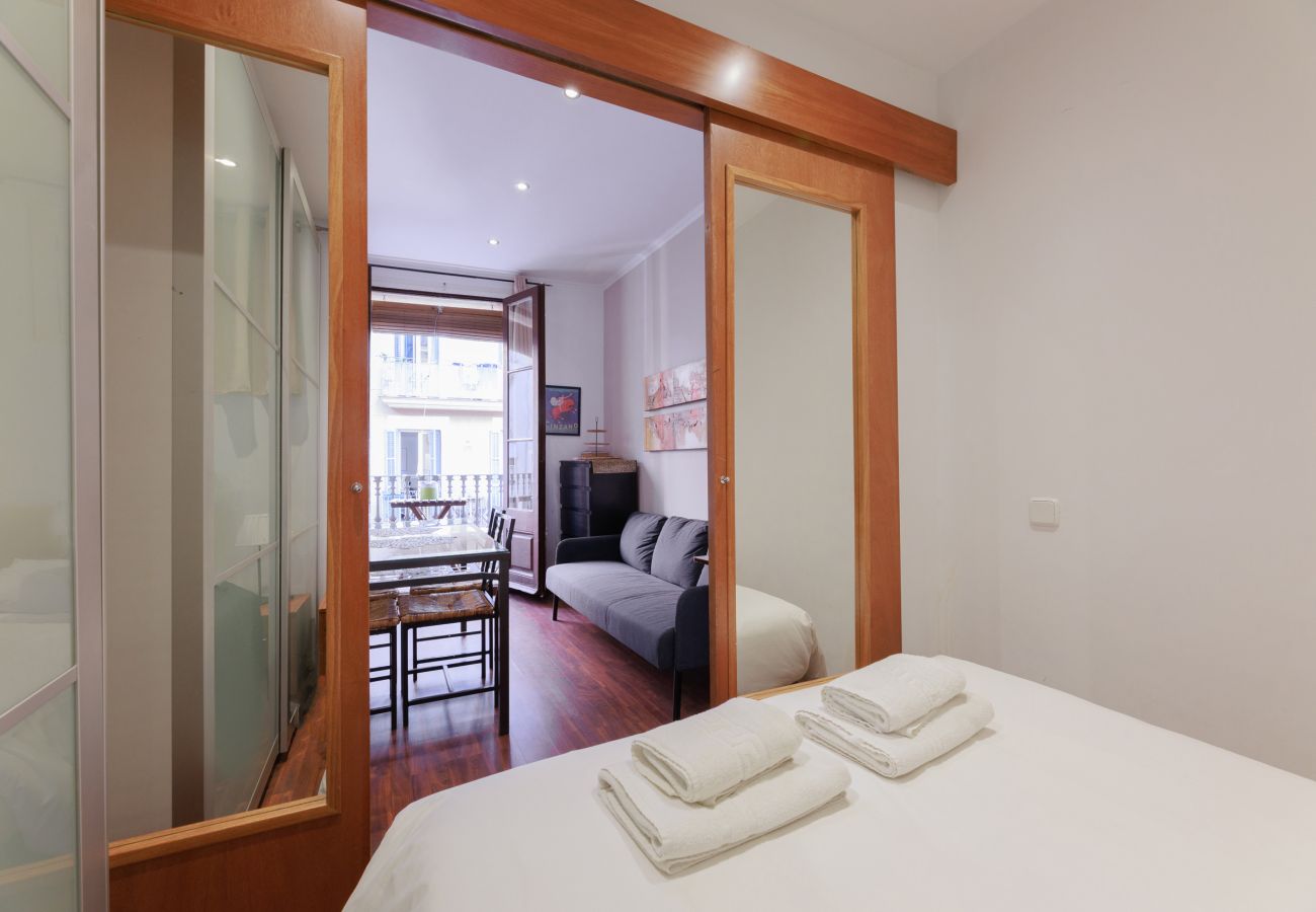 Appartement in Barcelona - TURO PARK, precioso apartamento con balcón