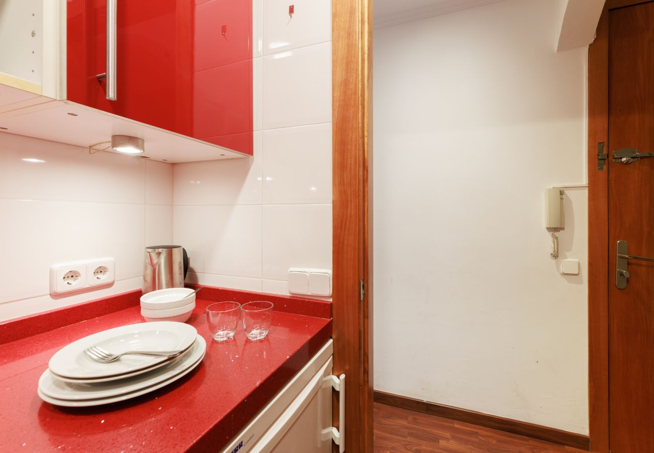 Appartement in Barcelona - TURO PARK, precioso apartamento con balcón