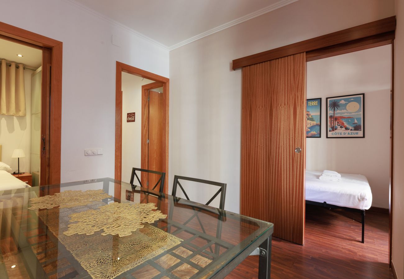 Appartement in Barcelona - TURO PARK, precioso apartamento con balcón