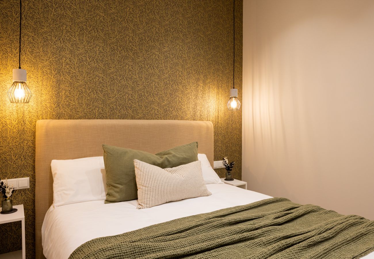 Appartement in Valencia - The Sea Rooms X | AC & WIFI | 15 min Playa