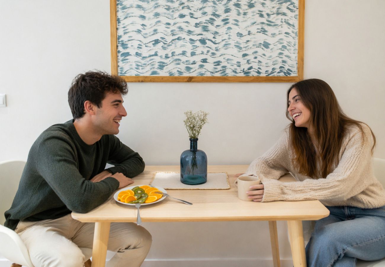 Appartement in Valencia - The Sea Rooms II | AC & WIFI | 15 min Playa