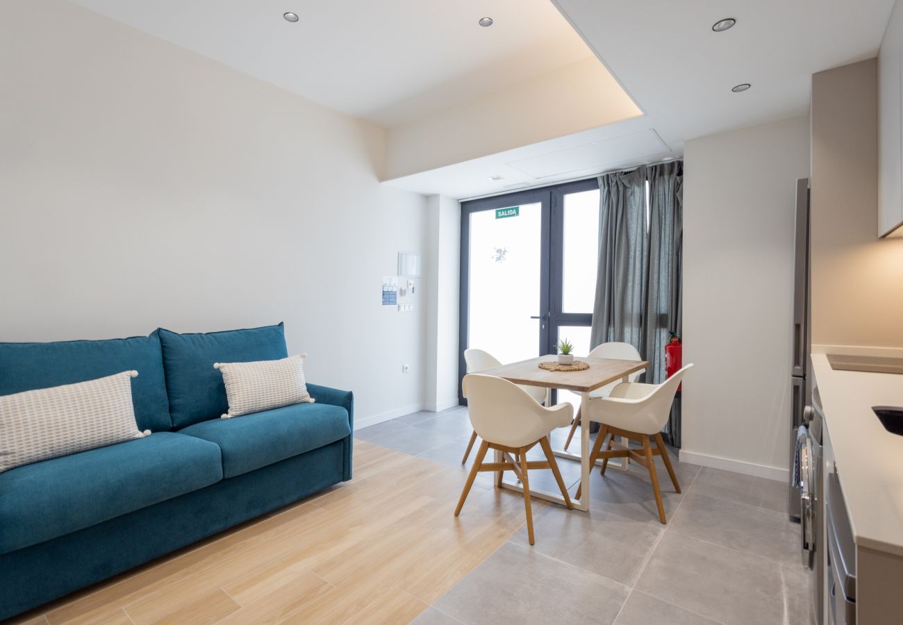 Studio in Valencia - Turia Park Loft III | 4 Viajeros | AC and WiFi | Near ZOO