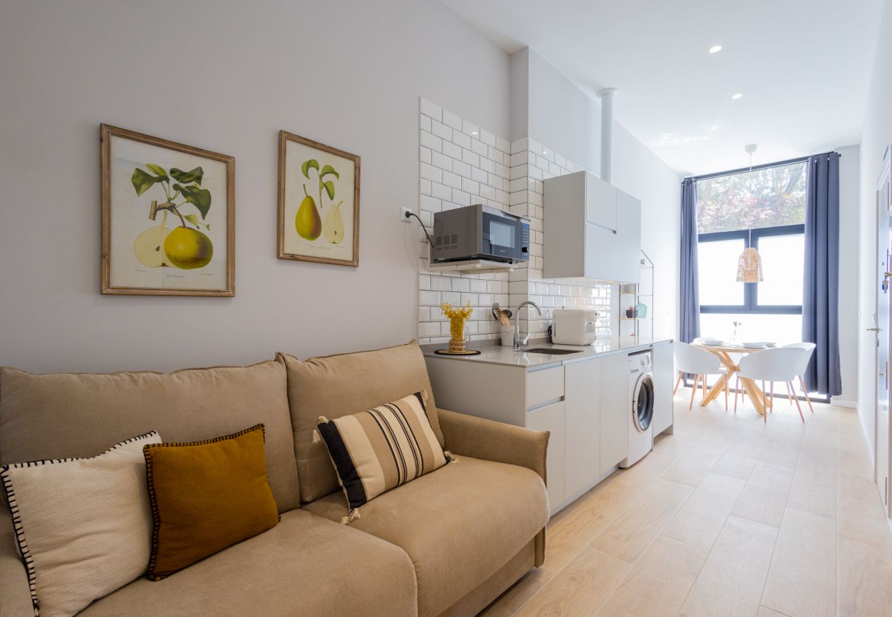 Appartement in Valencia - The Sea Rooms XIII | AC & WIFI | 15 min Playa