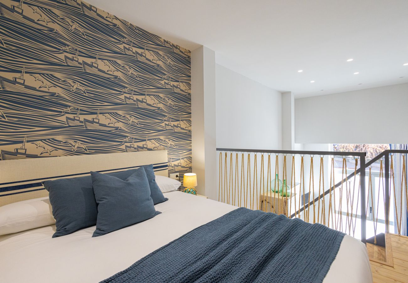 Appartement in Valencia - Pirate Duplex VI | 4 Viajeros | AC WiFi | 15 min Oceanografic