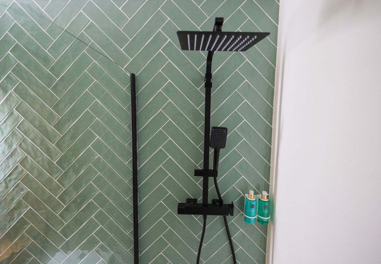Appartement in Valencia - Olive Loft I | AC and WIFI | 10 min City Center