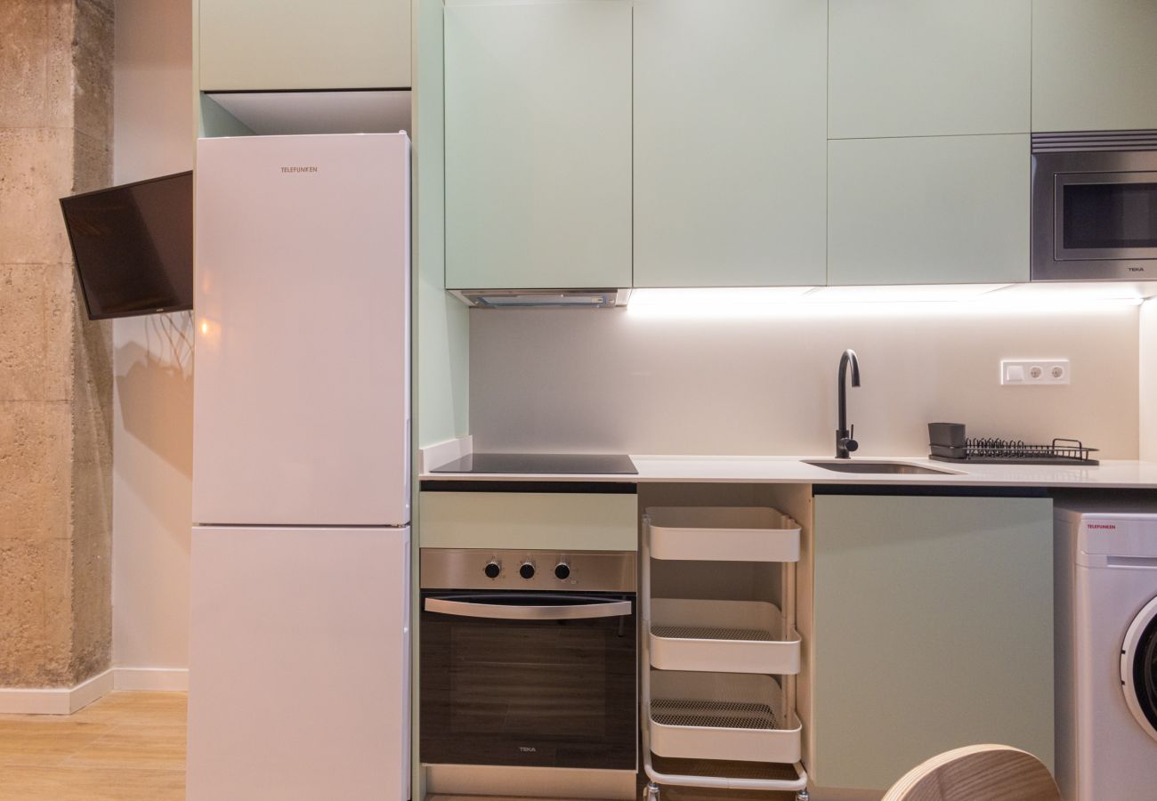 Appartement in Valencia - Olive Loft I | AC and WIFI | 10 min City Center