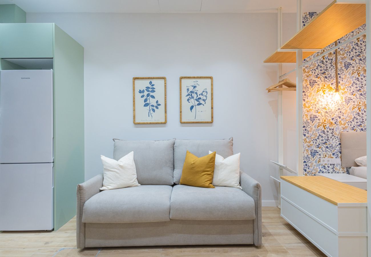 Appartement in Valencia - Olive Loft II | AC and WIFI | 10 min City Center