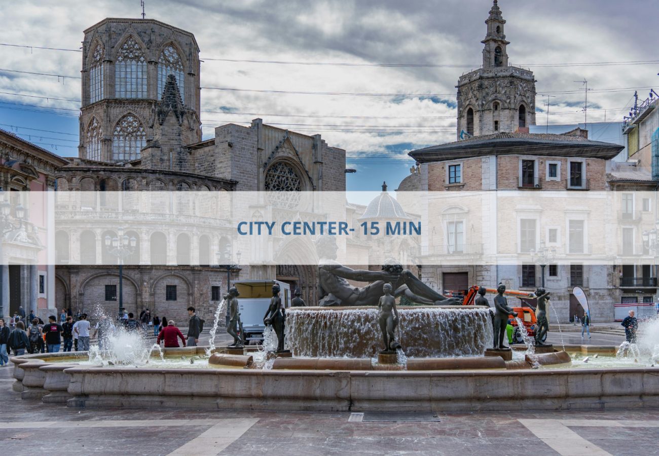 Appartement in Valencia - Olive Loft II | AC and WIFI | 10 min City Center