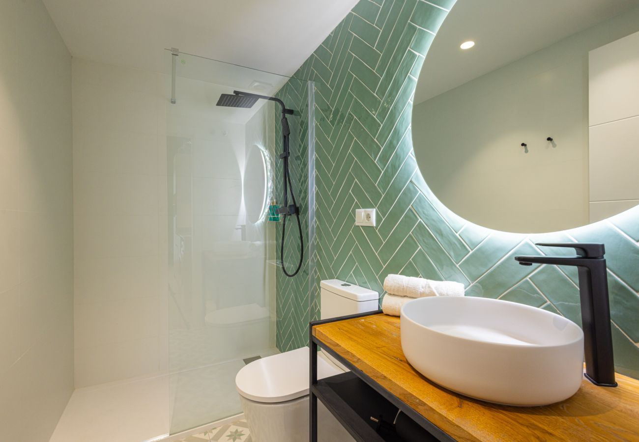 Appartement in Valencia - Pirate Duplex VIII | 4 Viajeros | AC WiFi | 15 min Oceanografic